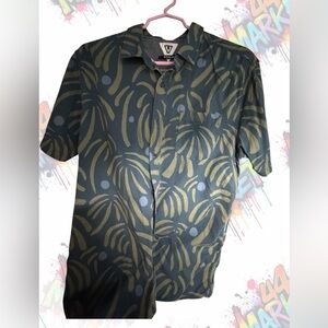 VISSLA Men's Olive and Navy Abstract Shirt